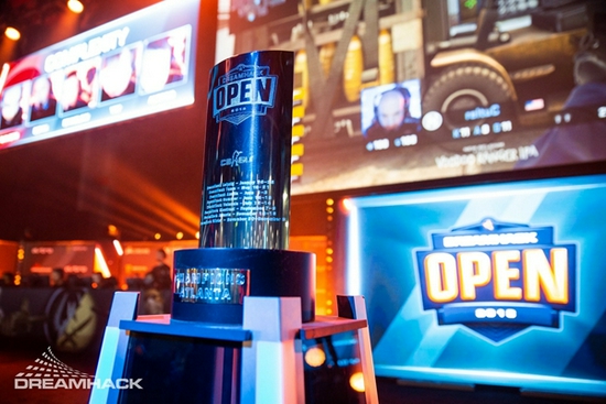 中国大陆二季度PC市场回暖 联想领跑AI PC成新宠